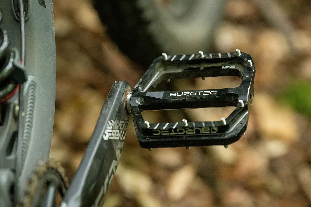 Best mountain bike pedals 2024  32 flat & clipless MTB pedals reviewed