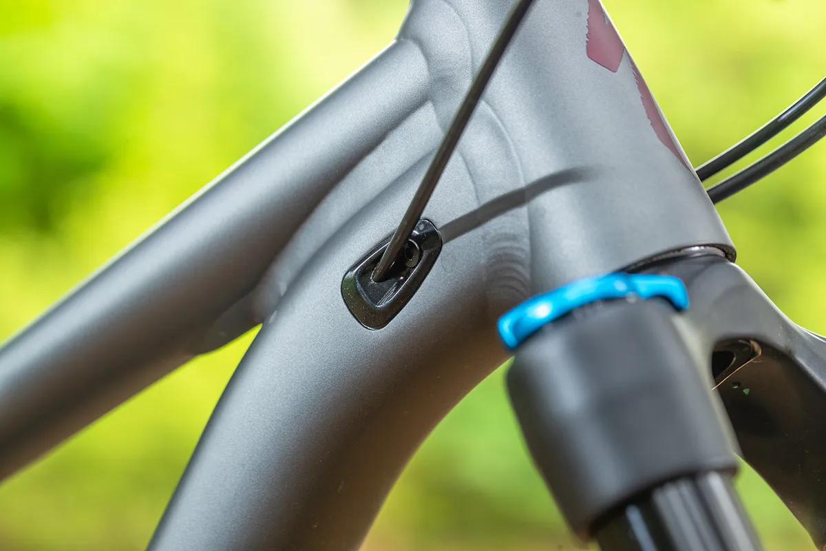 Internal cable routing helps to keep the Status looking slick, but does add some time to maintenance jobs down the line