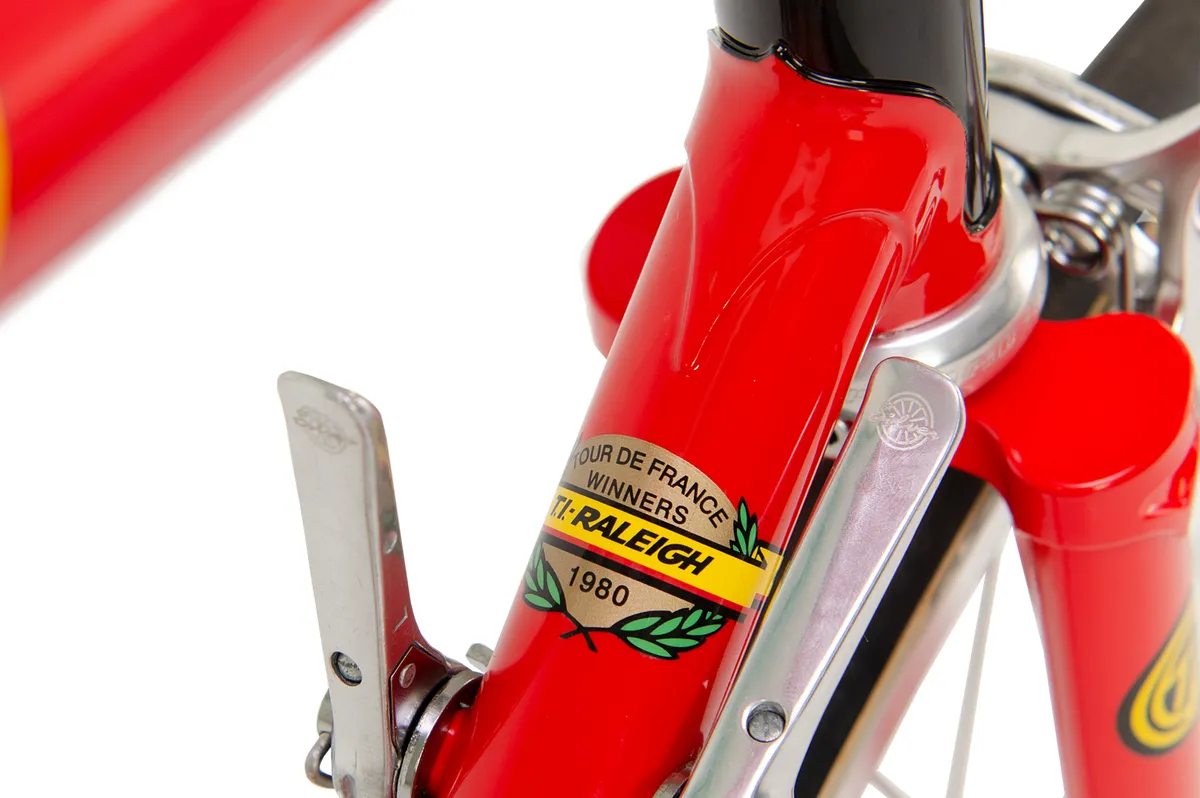 Downtube shifters and classic frame decals