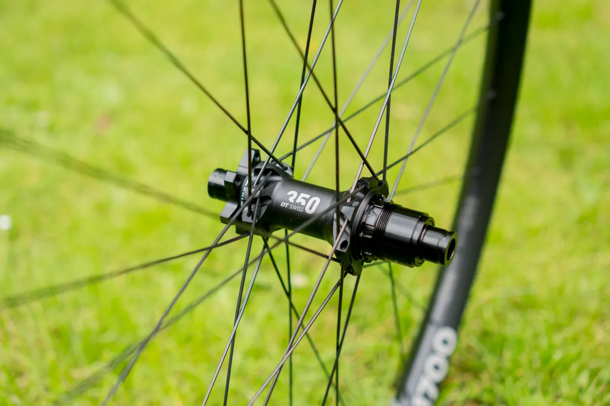 DT Swiss EX1700 enduro mountain bike wheelset