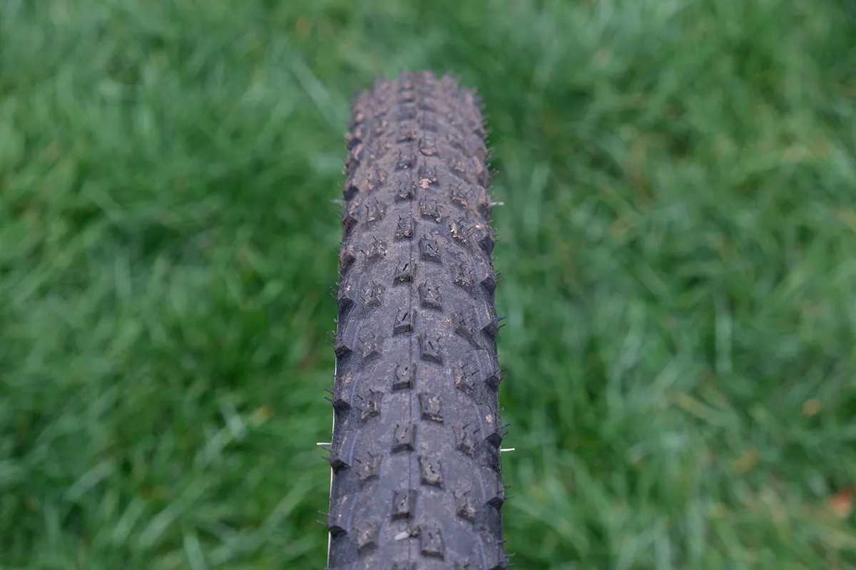 Vittoria Barzo TNT mountain bike tyre