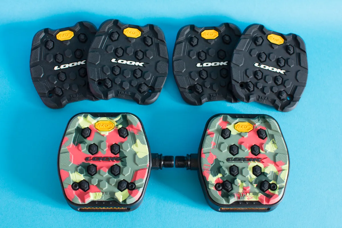 Trail Grip pedals with spare covers