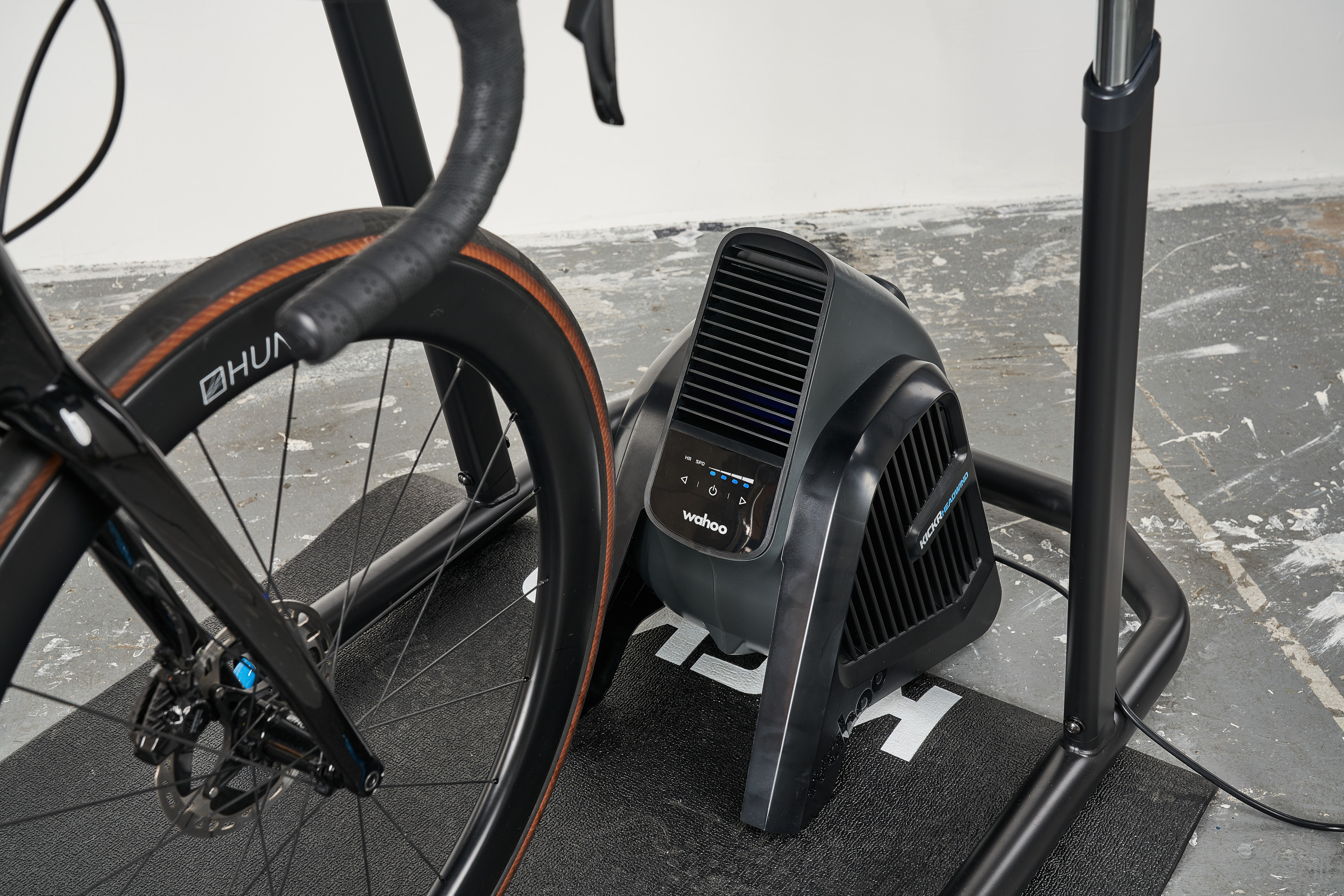 Wahoo KICKR Headwind Review: A Fan You Can Control With Your Heart