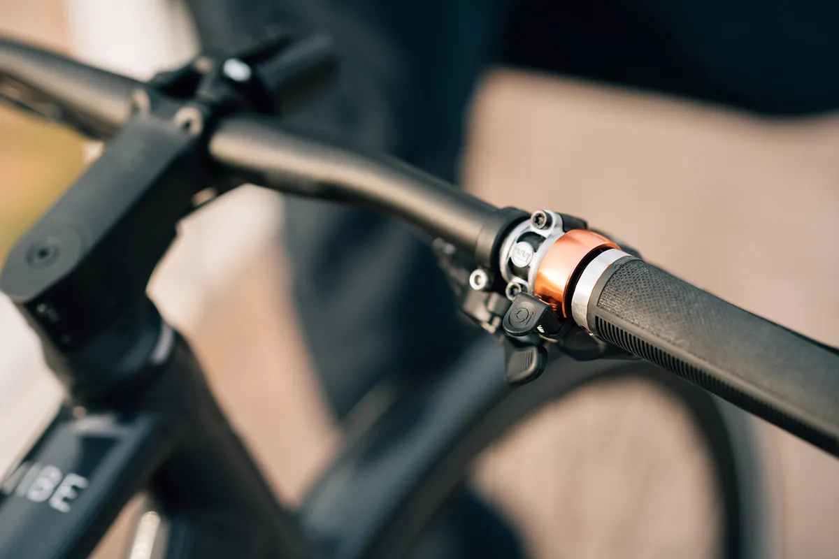 The Orbea Vibe eBike has full cable integration from the stem rearwards