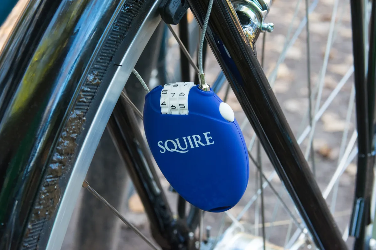Squire cafe/lightweight cable lock, how to lock a bike