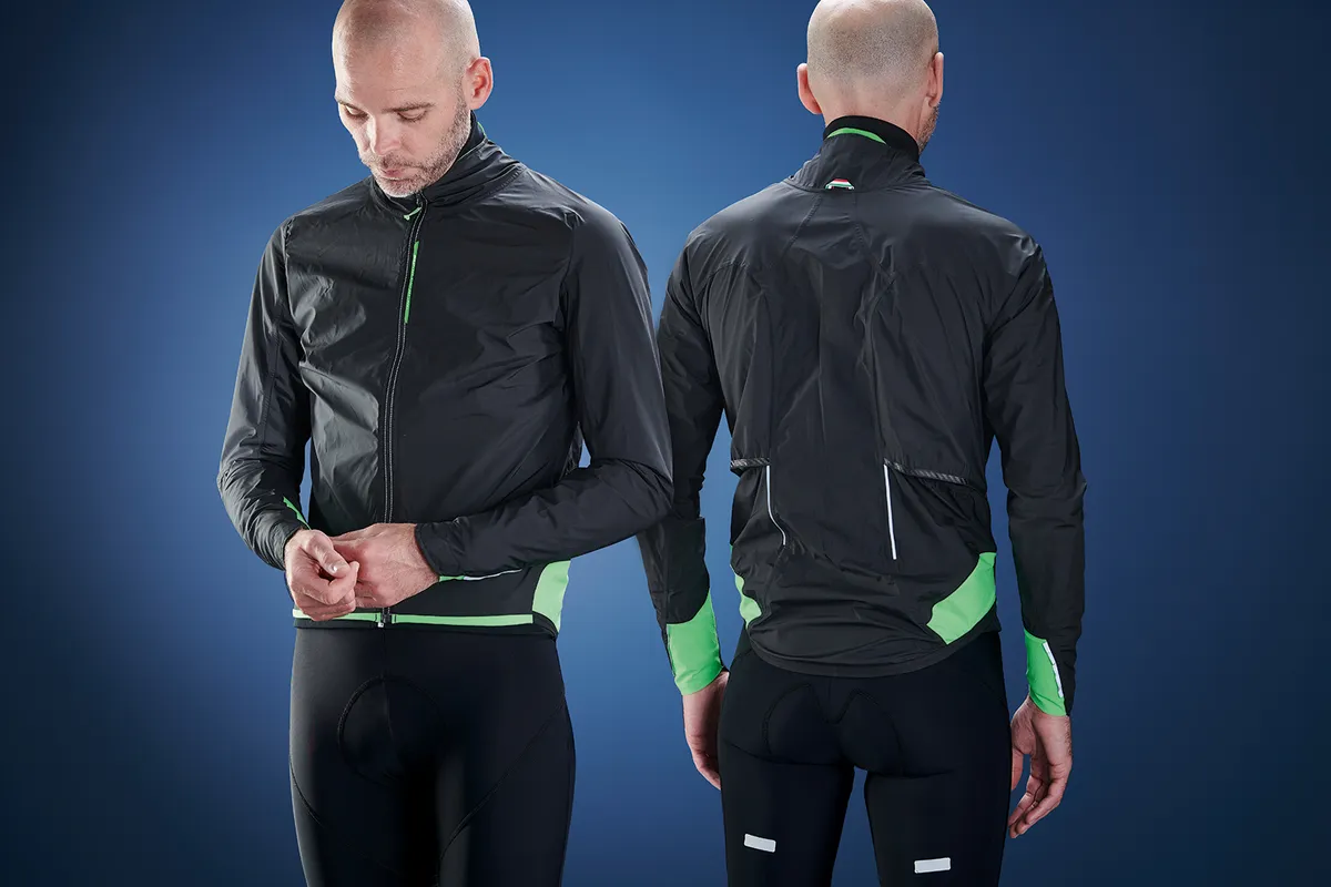 Q36.5 R.Shell road cycling rain jacket in black with green trim