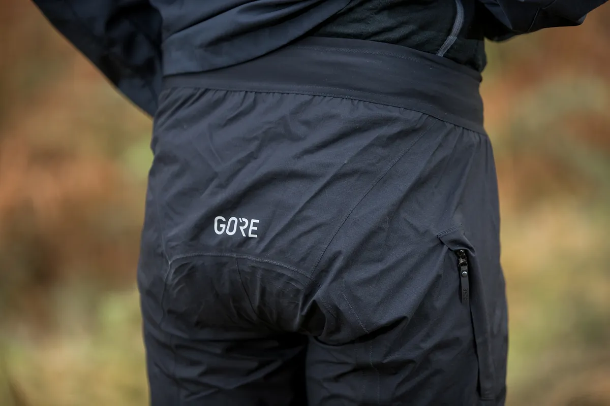 Gore Wear Gore-Tex Paclite Pants