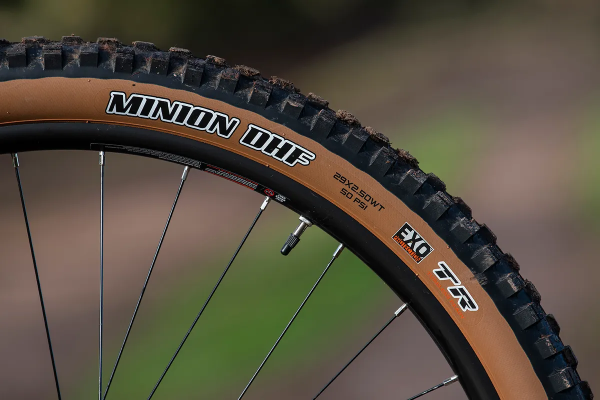 Maxxis Minion tyres on the Boardman MTR 9.0 full suspension mountain bike