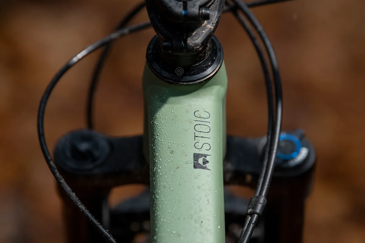 The Stoic logo on the toptube of the Canyon Stoic 4 hardtail mountain bike