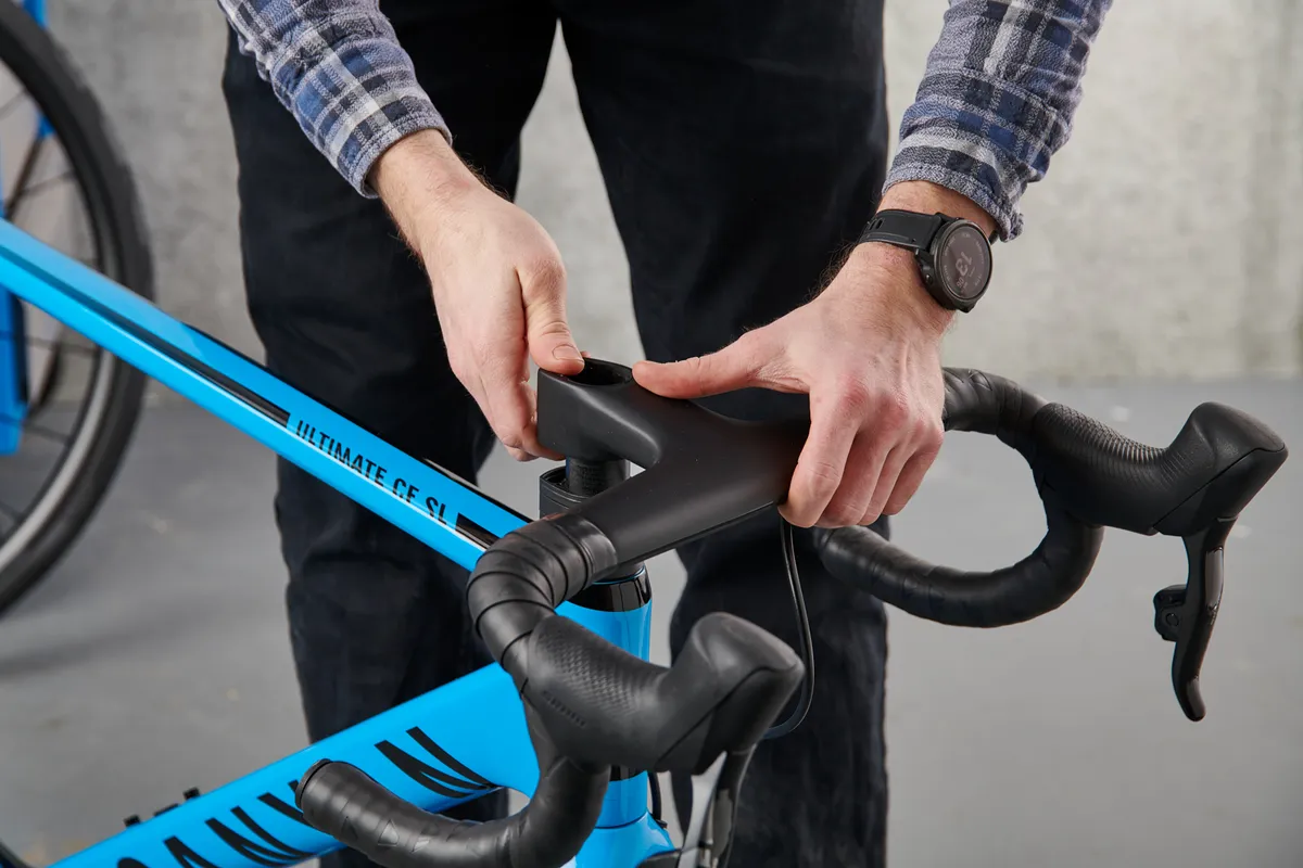 How to assemble a bike, attaching handlebar