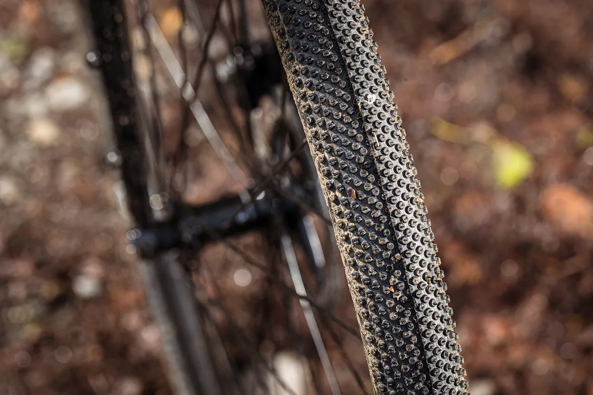 The Bivibikes Graveller gravel bike comes with 700c Schwalbe G-One tyres