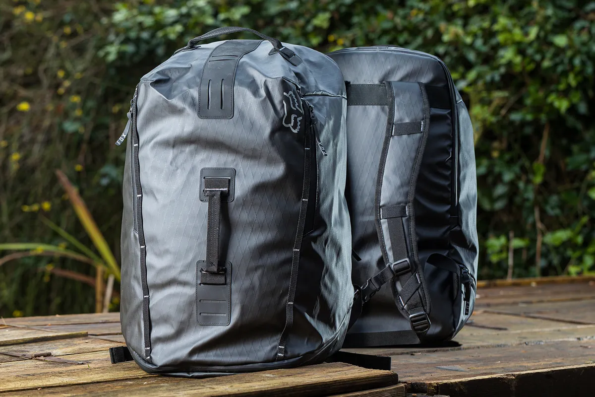Fox Transition Duffle Bag for commuting with 45l capacity