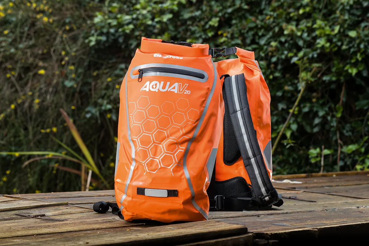 Oxford Aqua V20 Backpack commuter backpack with 20l capacity