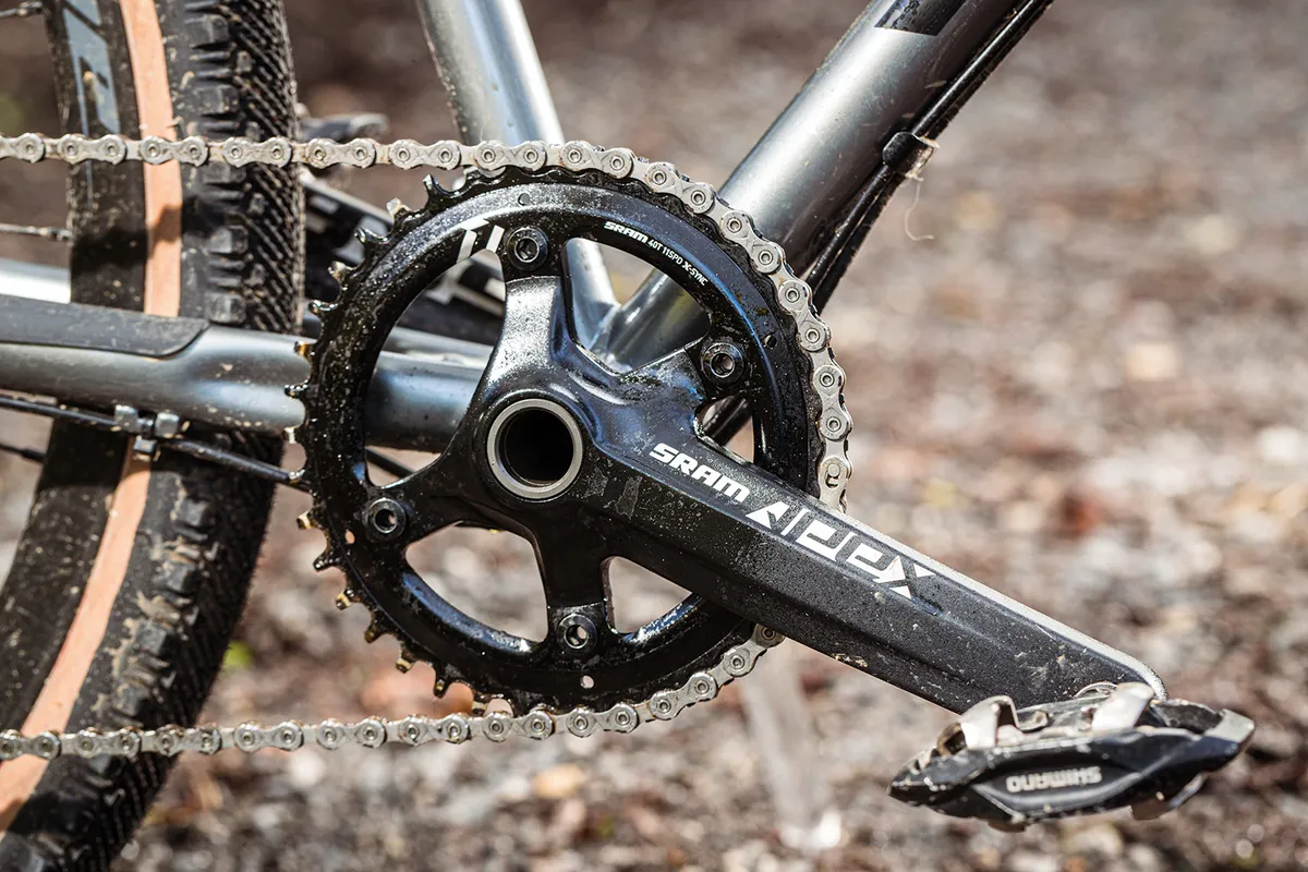 The Vitus Substance SRS 1 gravel bike is equipped with a SRAM’s 1x Apex groupset