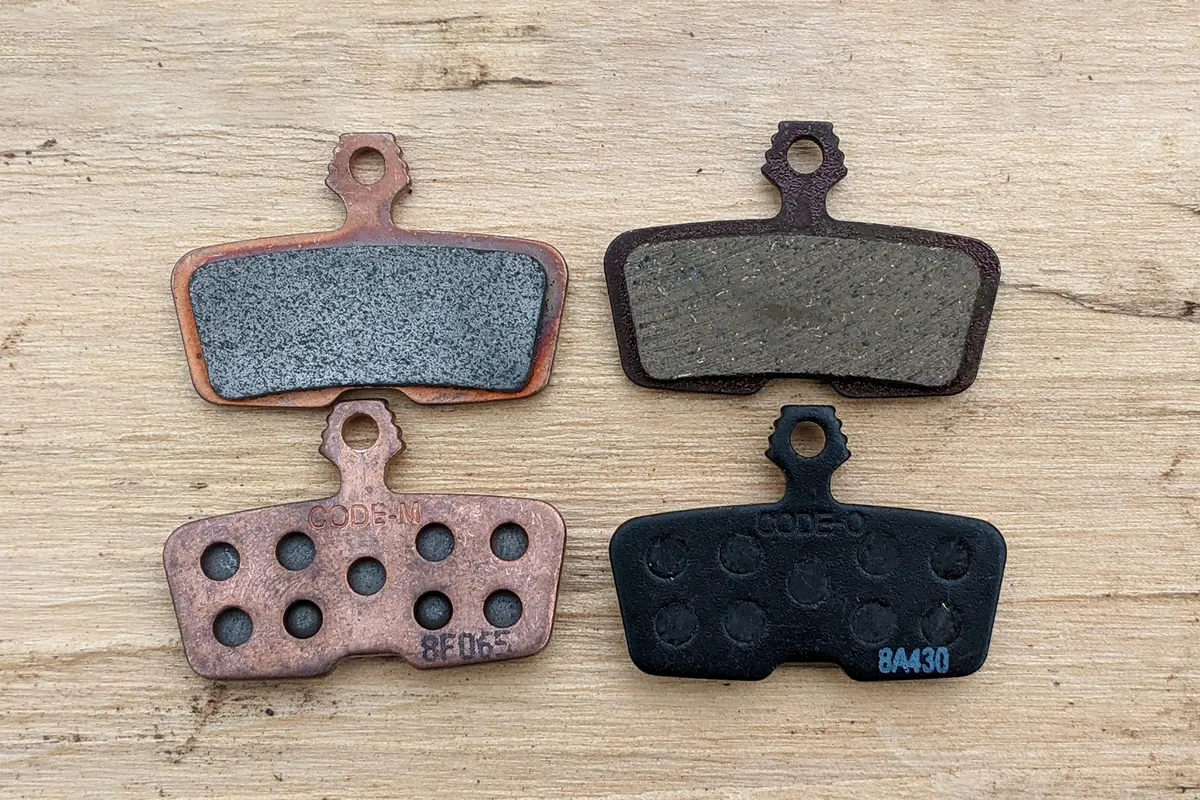 Organic and sintered brake pads