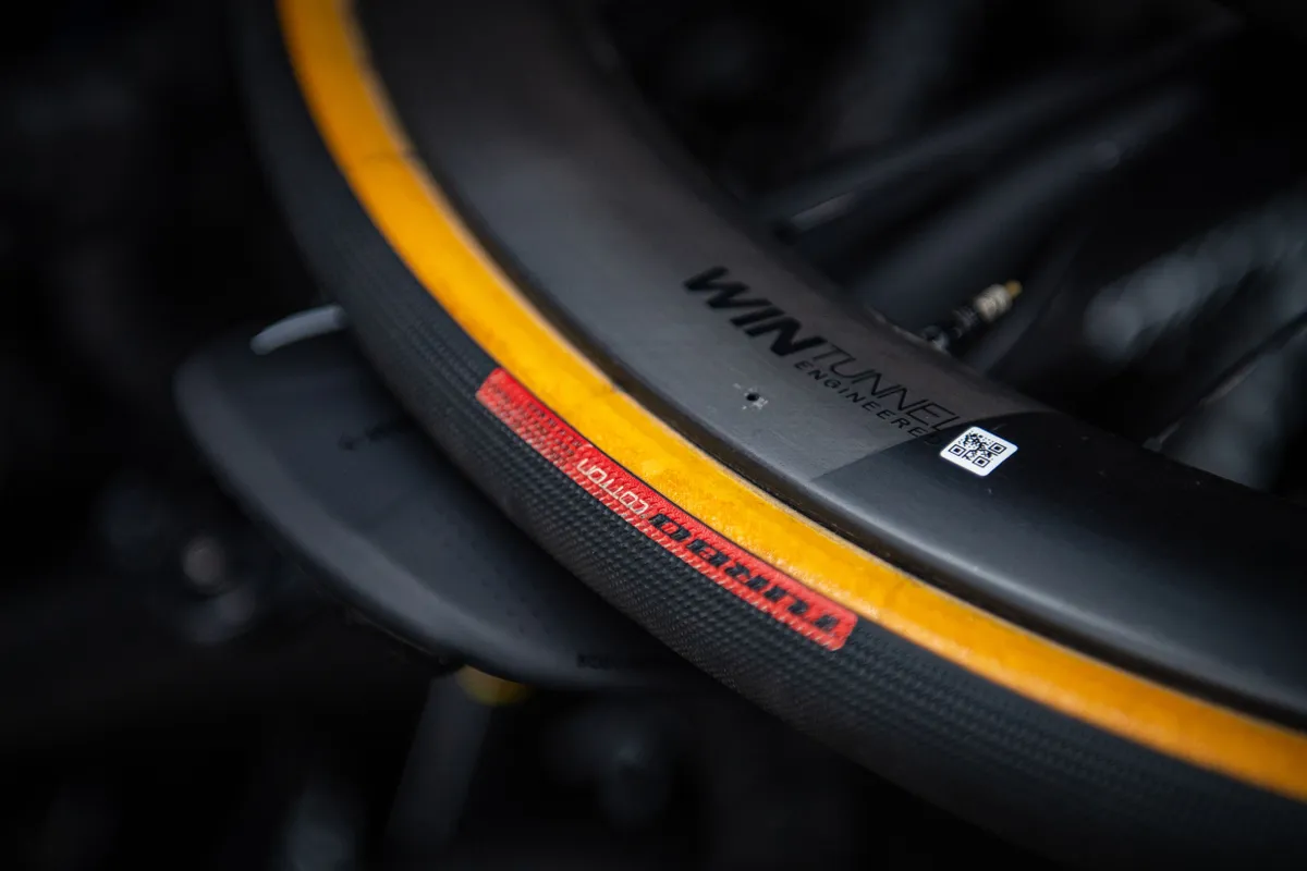 Roval wheels with Specialized Turbo Cotton clincher tyres