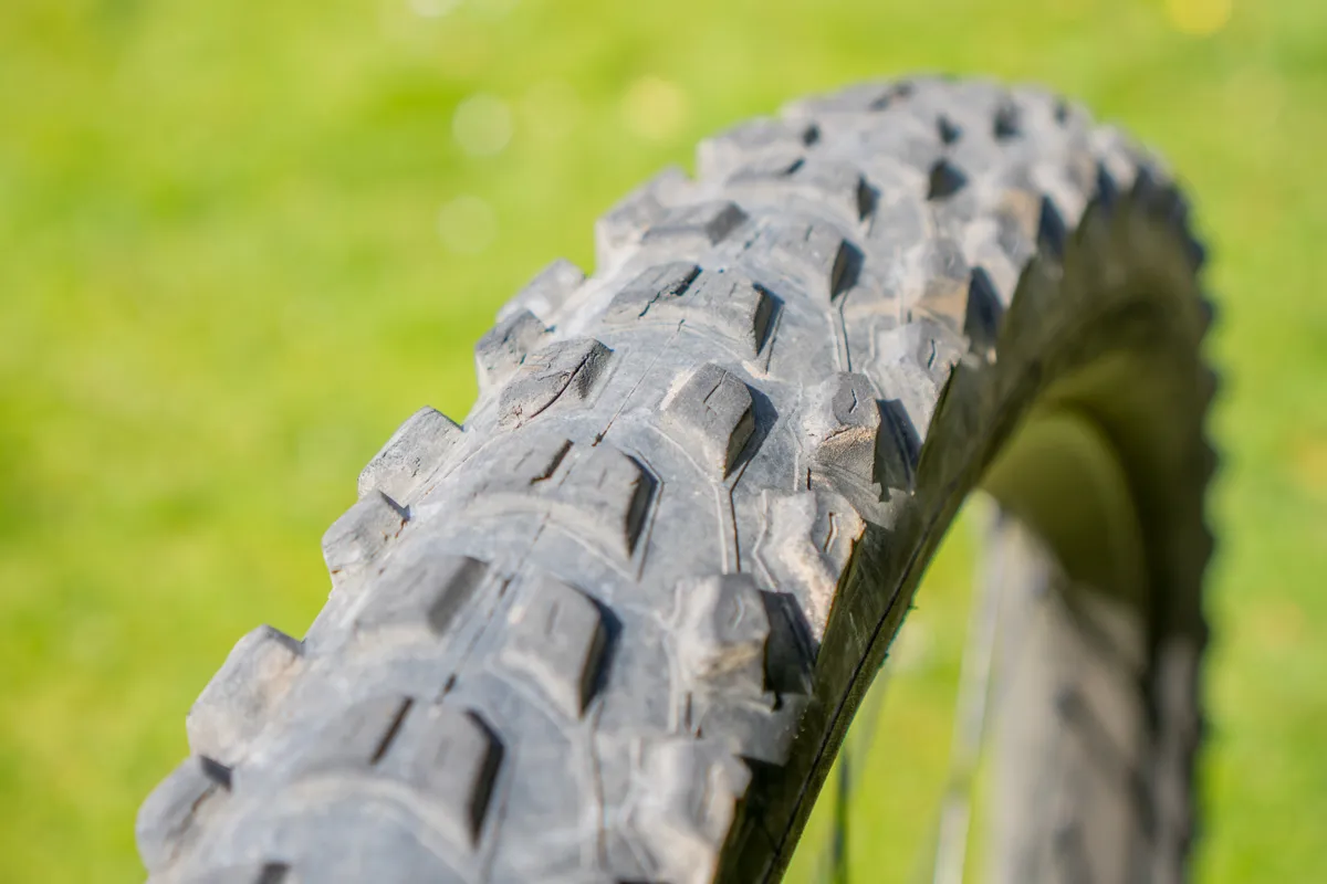 Pirelli Scorpion Enduro S 29x2.4 hardwall Smartgrip compound mountain bike tyre