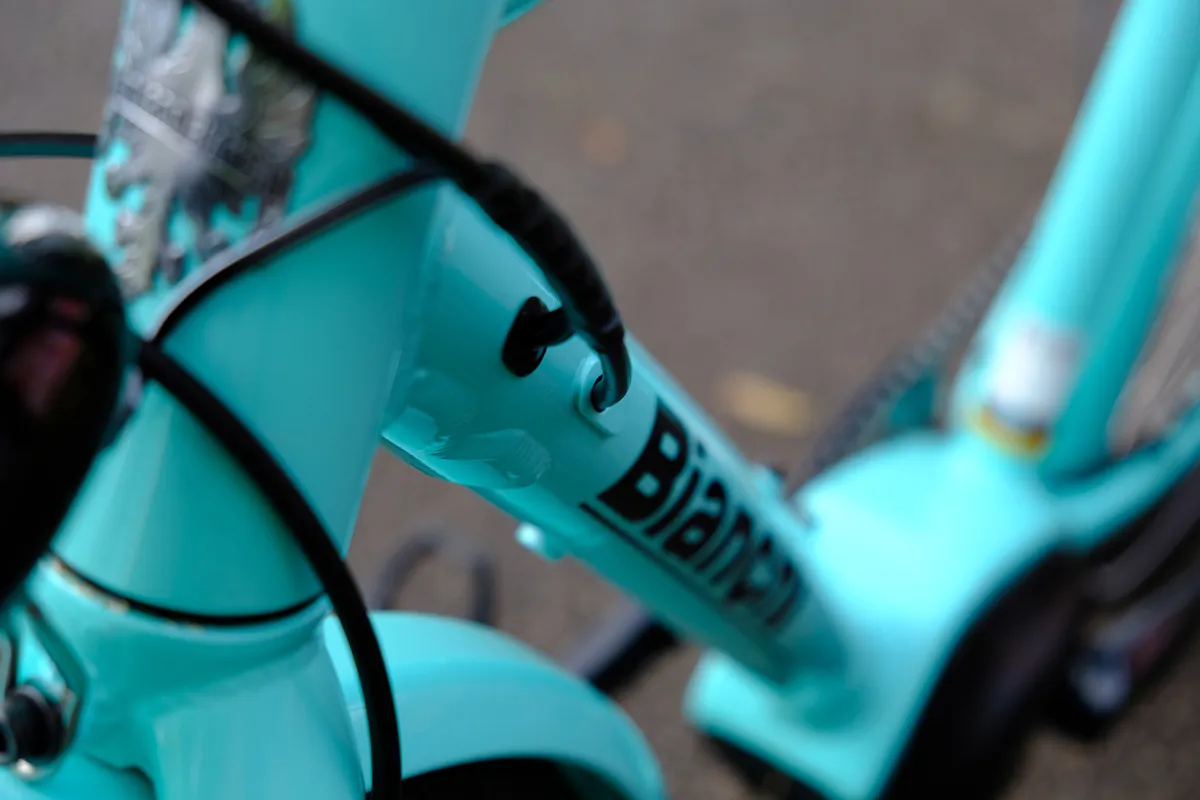 Cabling on the Bianchi E-Spillo Luxury eBike