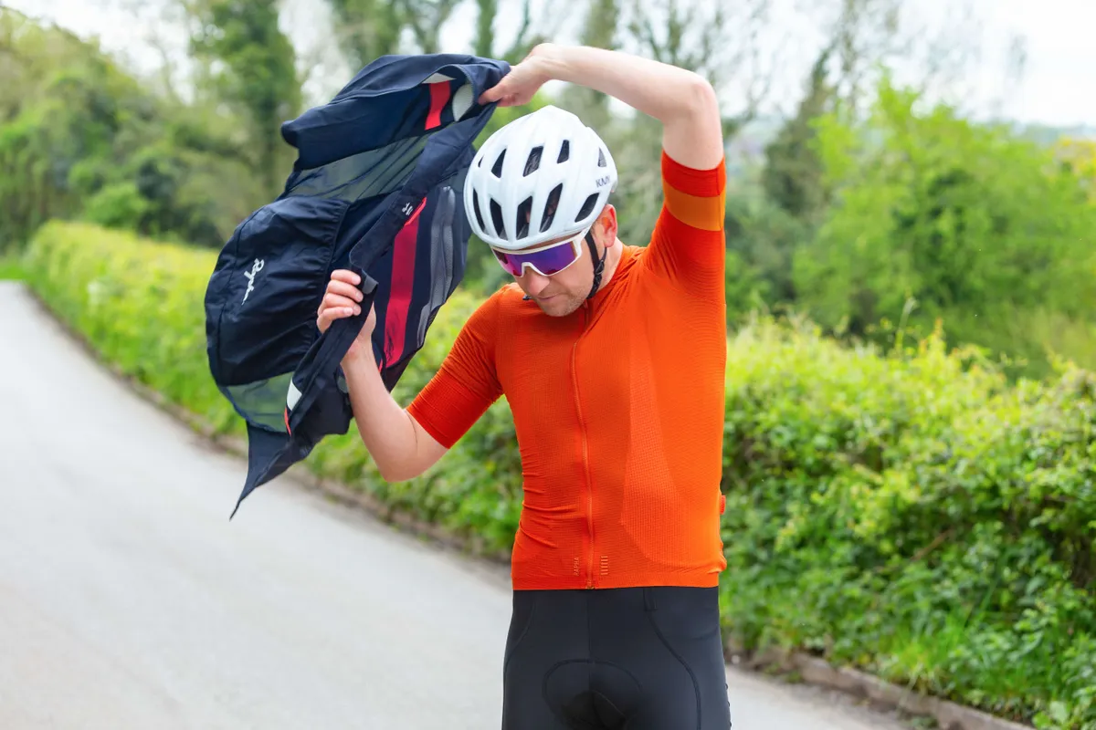 How to dress for summer cycling, Rapha gilet