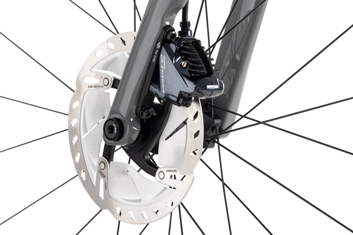 Fork and front rotor of the Vitus ZX-1 EVO Ultegra Di2 road bike