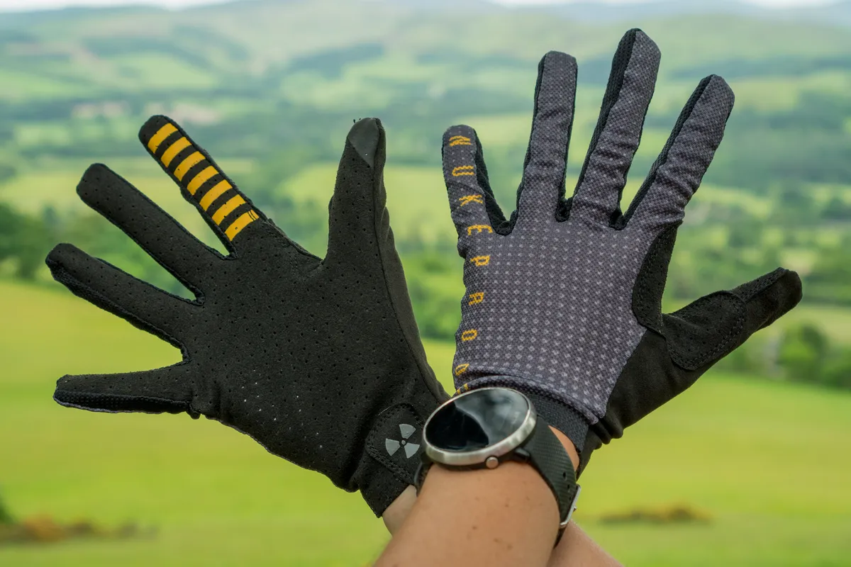 Nukeproof Blackline Vapour gloves