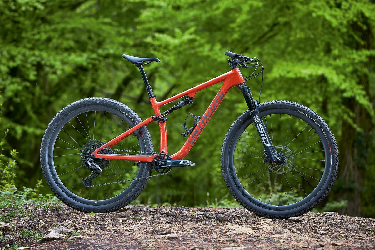 Best downcountry mountain bikes of 2024, Top-rated downcountry MTBs and  buyer's guide