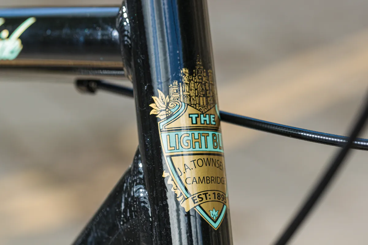 Badge on the headtube of the The Light Blue Parkside commuter road bike
