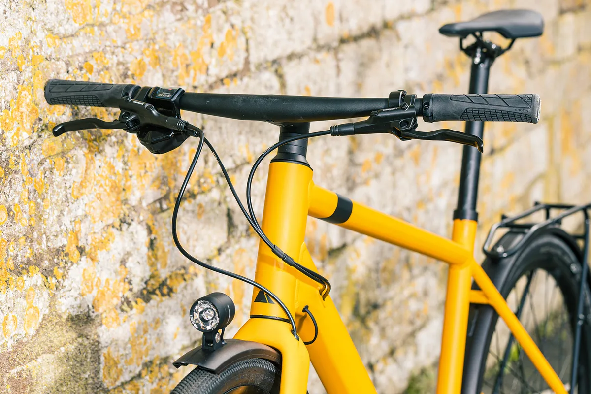 The Canyon Commuter 7 bike comes in yellow