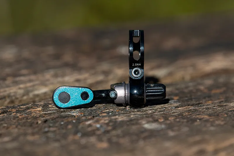 Highline remote for the Crankbrothers Highline 3 dropper seatpost for mountain bikes