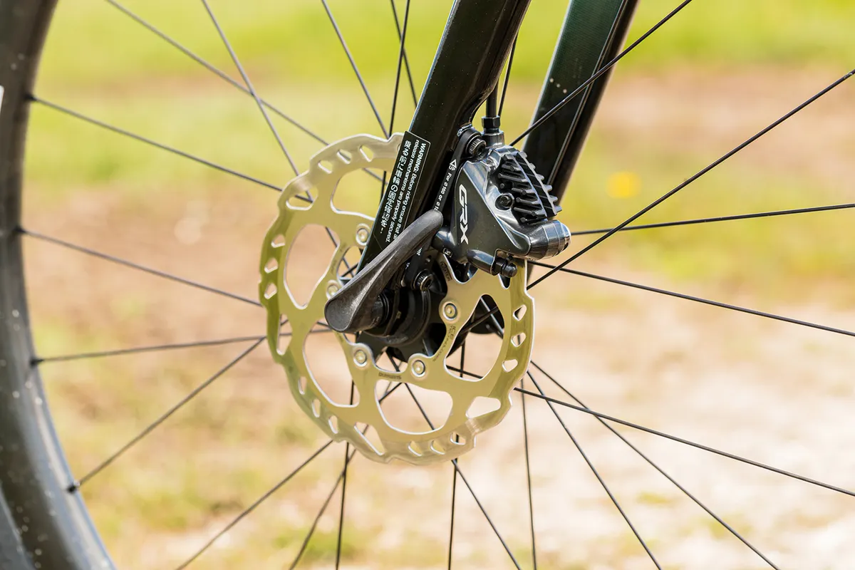 Shimano GRX RX-810 hydraulic disc brakes on the Giant Revolt Advanced 0 gravel bike
