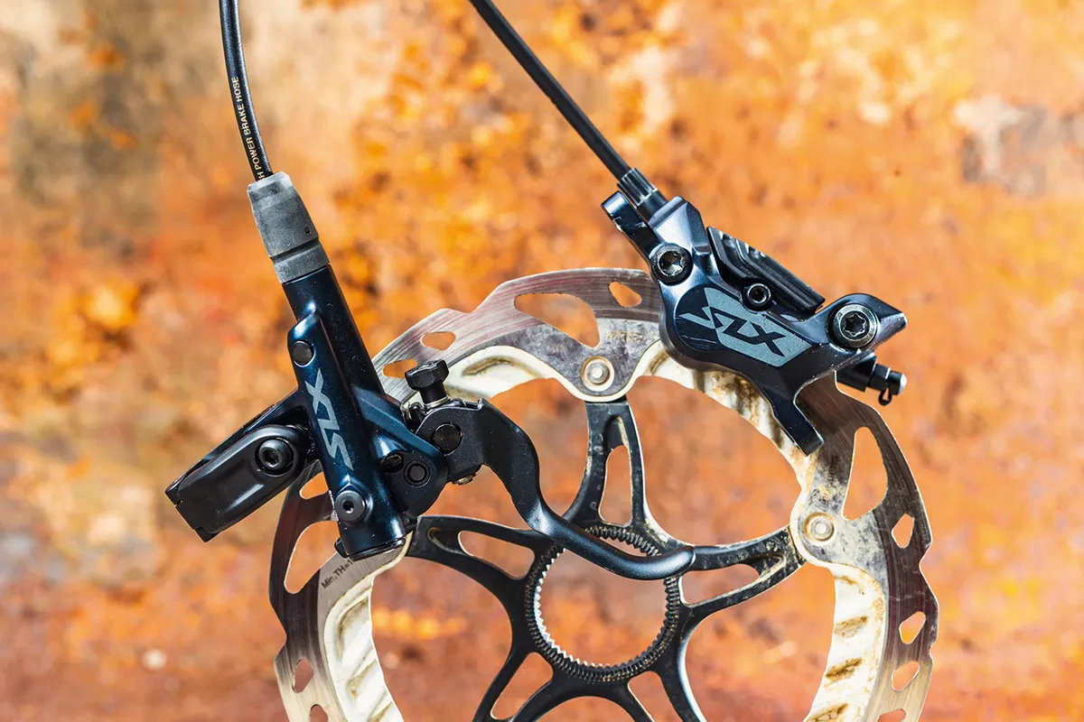 Shimano SLX M7120 disc brakes for mountain bikes