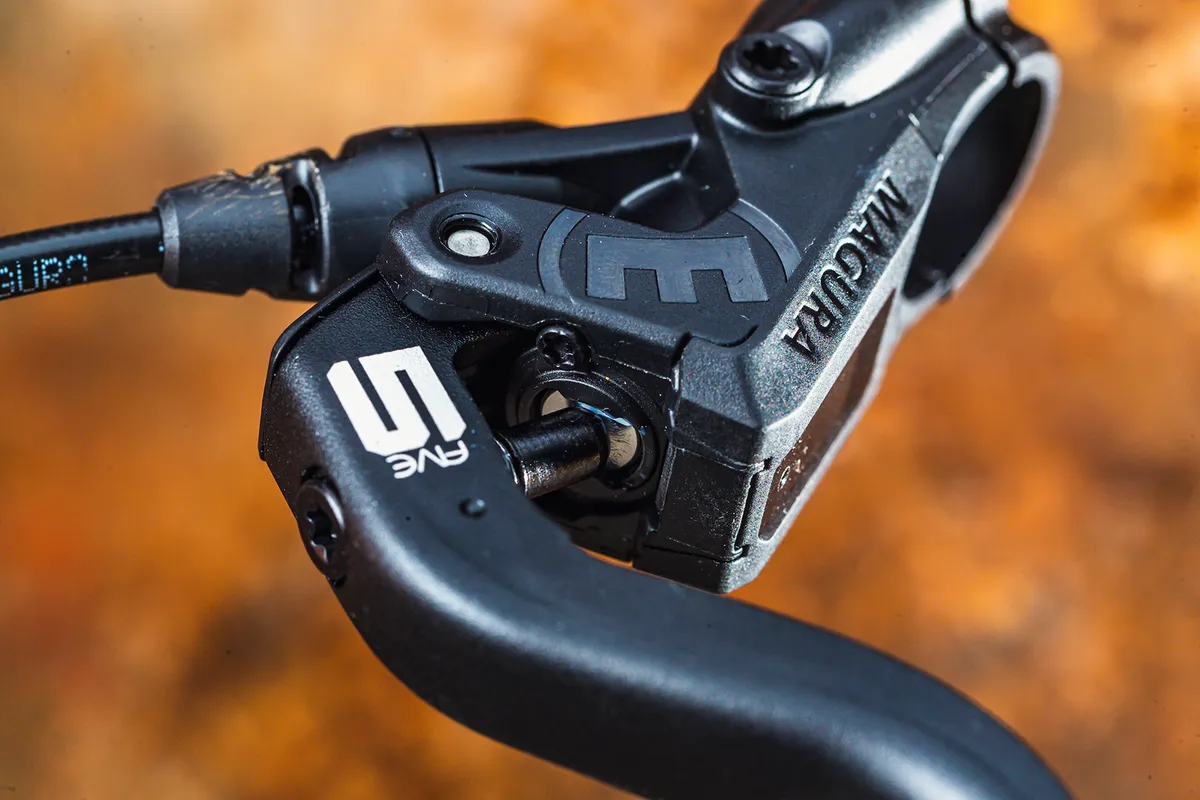 Magura MT5 disc brakes review - BikeRadar
