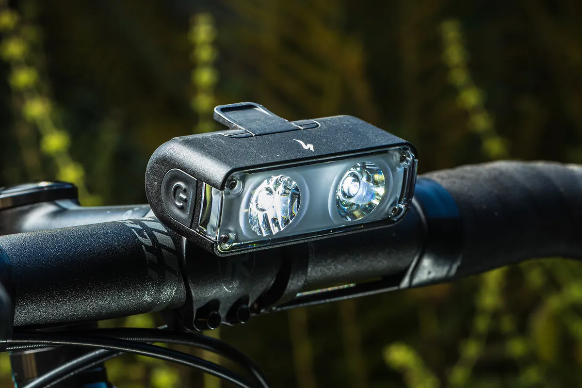 Specialized Flux 850 front light for road cycling