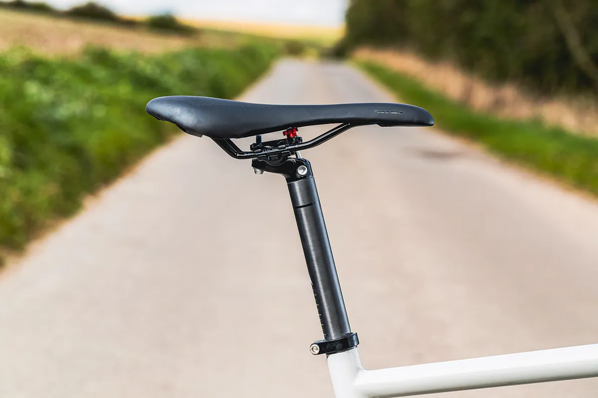 The Vitus Zenium CRS Ultegra Di2 is equipped with Vitus own branded saddle and seatpost