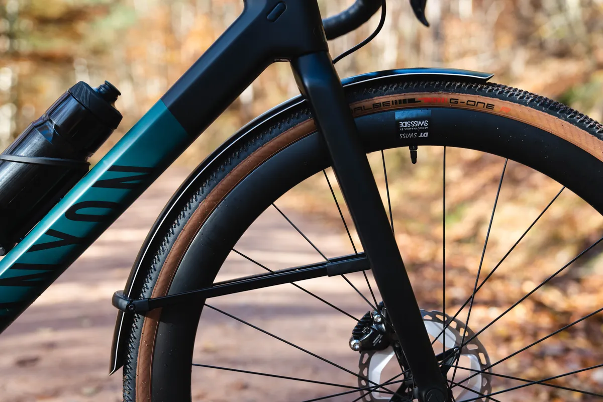 Scwalbe G-One R gravel racing tyres on Canyon Grail