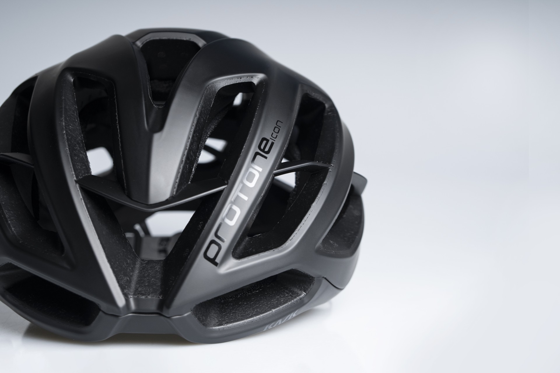 Kask reimagines its aero road helmet as the Protone Icon - BikeRadar