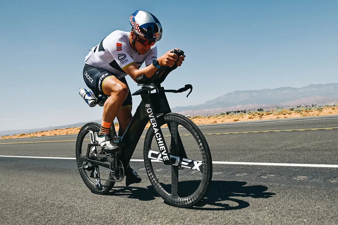 Kristian Blummenfelt riding a Cadex prototype triathlon bike