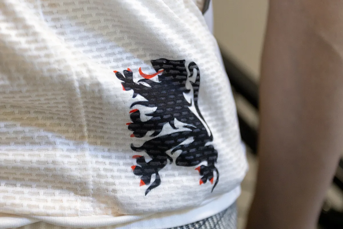 Coat of arms of Flanders on cycling jersey