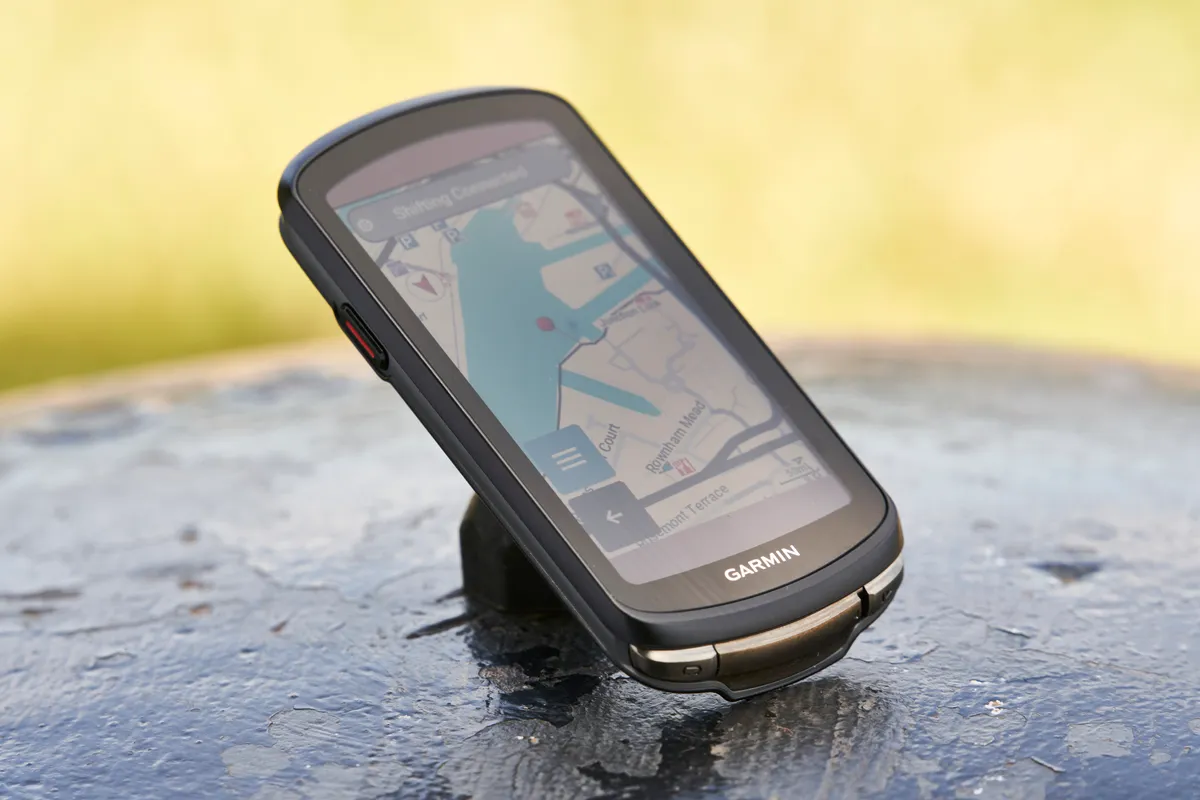 All new Garmin Edge Explore 2 and Edge Power Mount will charge while you  ride - Bikerumor