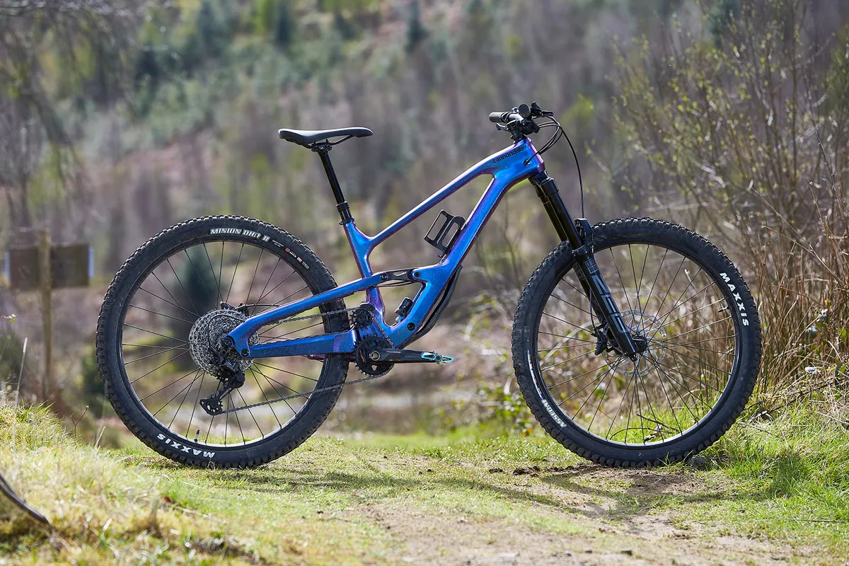 Pack shot of the Cannondale Jekyll 2 full suspension mountain