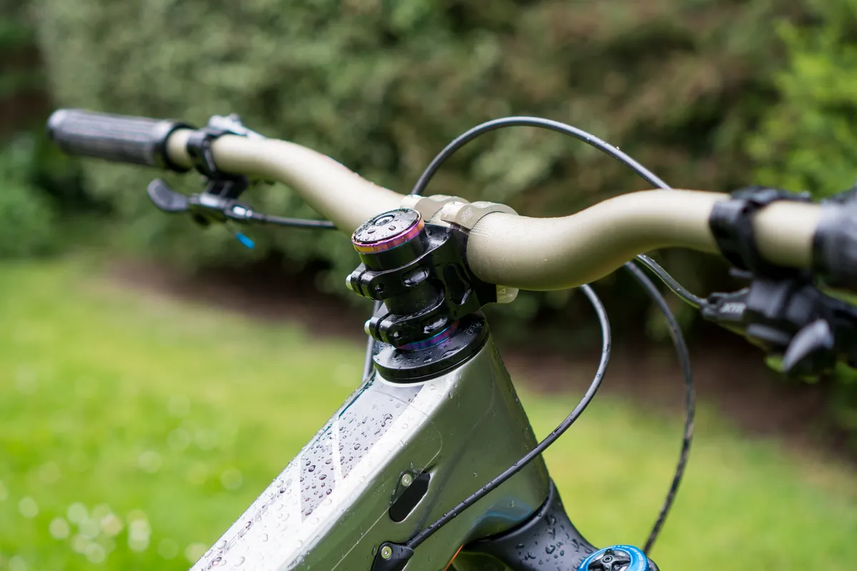 Morgane Charre's Pivot Firebird enduro mountain bike