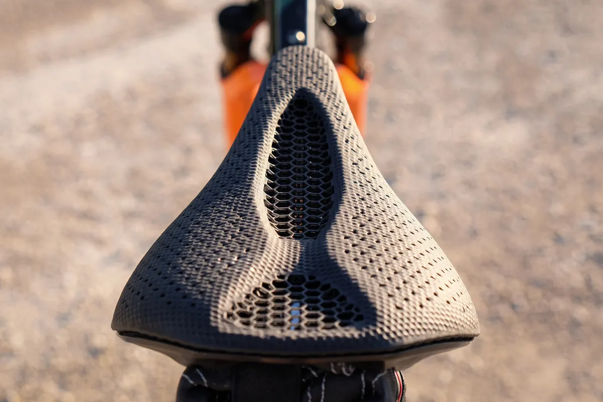 Specialized's Power Pro Mirror saddle on the Niner RLT 9 RDO gravel bike