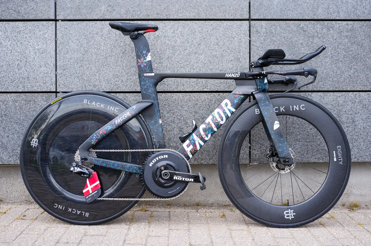 Jakob Fuglsang's Factor Hanzo time trial bike at the 2022 Tour de France