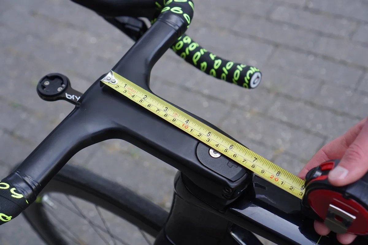 Measuring the 14cm stem length on Taco van der Hoorn's Tour de France bike
