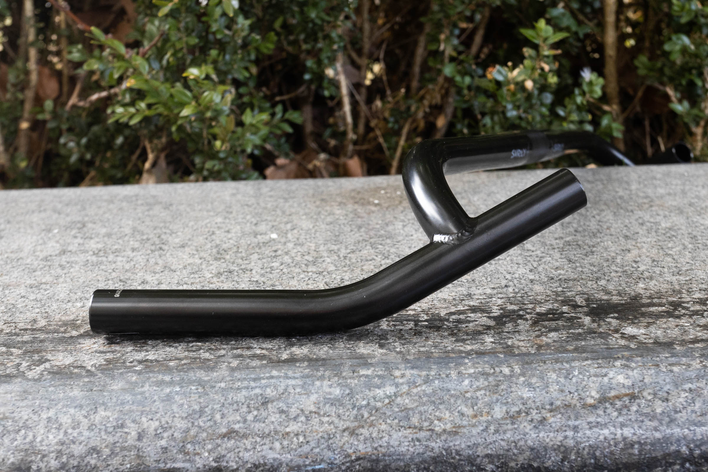 Funky alt-bars from Surly, new lightweight tubeless tyres