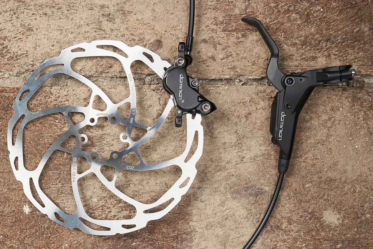 Hayes Dominion T4 mountain disc brakes - best for DH / Enduro