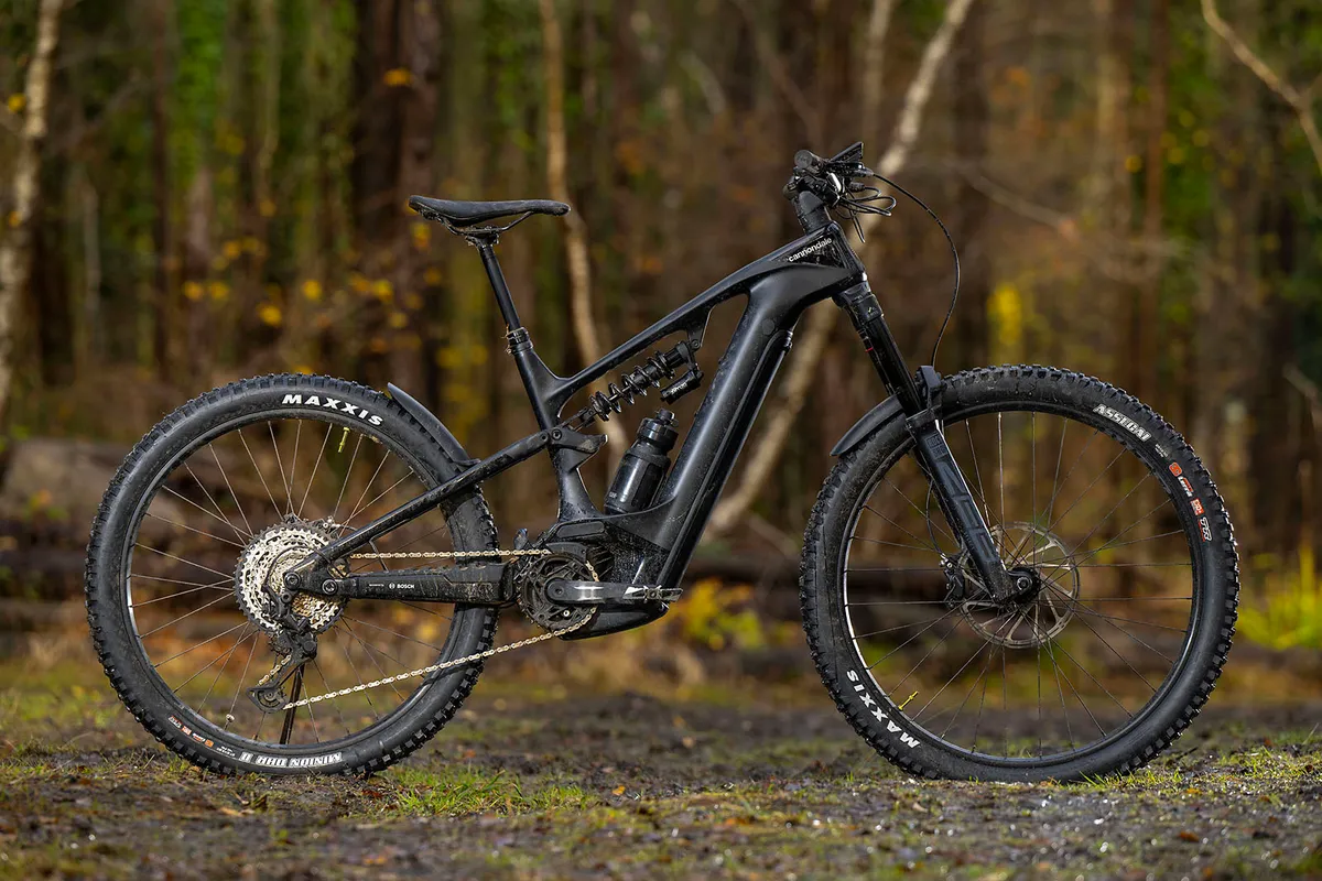 Pack shot of the Cannondale Moterra Neo Carbon LT2 full suspension mountain eBike
