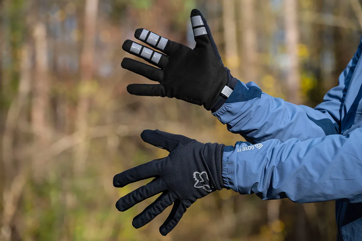 Fox Ranger Fire Gloves for mountain bike riders