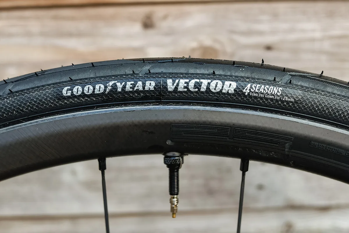 Goodyear Vector 4Seasons tyre for road cycling