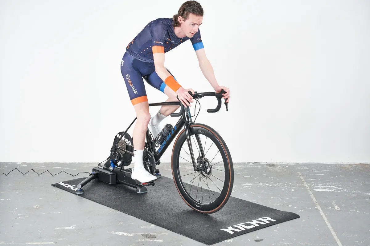 Simon von Bromley riding a Giant TCR on a Wahoo Kickr Move smart trainer
